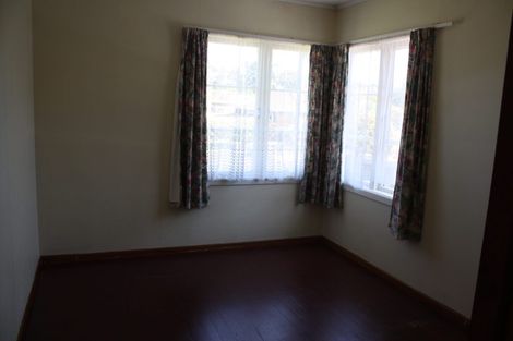 Photo of property in 17 Wilsher Crescent, Henderson, Auckland, 0612