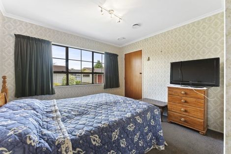 Photo of property in 8 Cambridge Street, Pahiatua, 4910