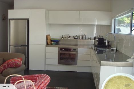 Photo of property in 3b Telford Terrace, Oriental Bay, Wellington, 6011