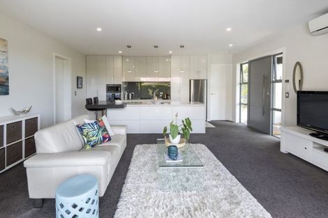 Photo of property in 7 Trident Place, Shelly Park, Auckland, 2014