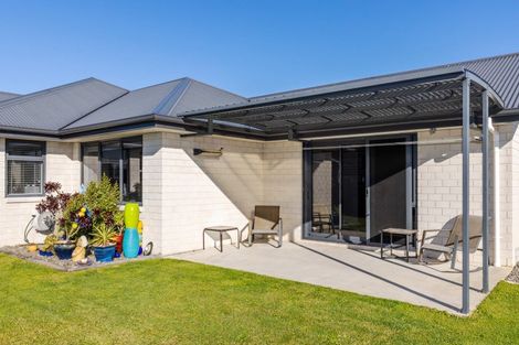 Photo of property in 10 Carlingford Rise, Dinsdale, Hamilton, 3204