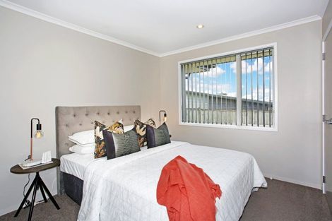 Photo of property in 9 Mcneish Place, Pokeno, 2402