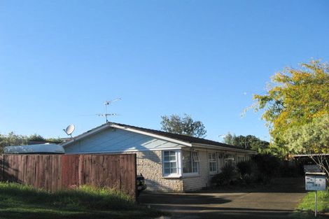 Photo of property in 2/341 Pakuranga Road, Pakuranga Heights, Auckland, 2010