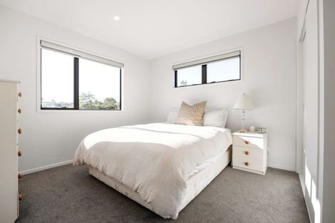 Photo of property in 15 Jacks Landing Drive, Hamilton Lake, Hamilton, 3204