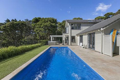 Photo of property in 251 Kaipara Road, Papakura, 2582