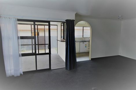 Photo of property in 209 Botanical Road, Takaro, Palmerston North, 4412