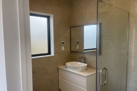 Photo of property in 2 Horsefields Drive, Flat Bush, Auckland, 2019