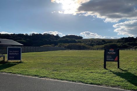 Photo of property in 46 Montgomery Crescent, Kinloch, Taupo, 3377