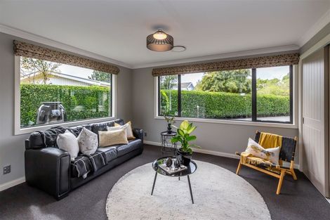 Photo of property in 11 Ashcroft Place, Burnside, Christchurch, 8053