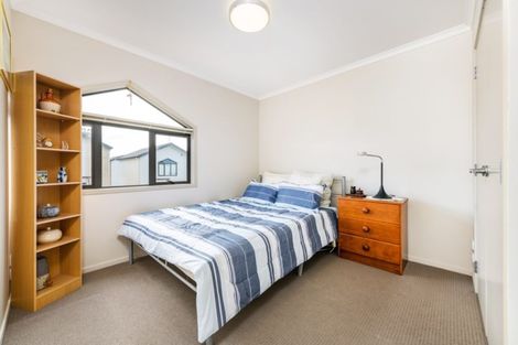 Photo of property in St Claire Village, 5/172 Mcleod Road, Te Atatu South, Auckland, 0610