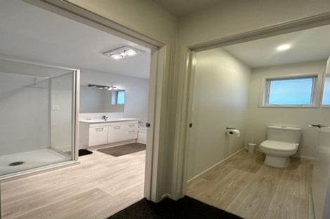 Photo of property in 242 Ballintoy Park Drive, Welcome Bay, Tauranga, 3175