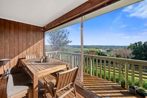 Photo of property in 70 Wishart Road, Helensville, 0800