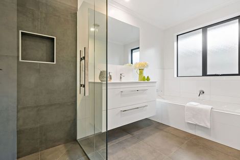 Photo of property in 69 Harriet Johnston Drive, Pokeno, 2402