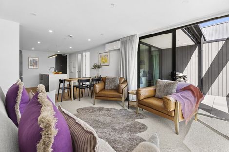 Photo of property in 3/5 Northlake Drive, Wanaka, 9305