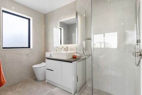 Photo of property in 1 Pae Lane, Flat Bush, Auckland, 2019