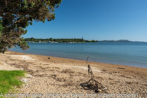 Photo of property in 28 Wilson Road, Haruru, 0204