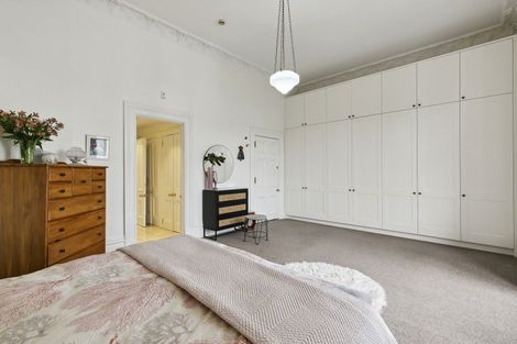 Photo of property in 2/219 The Terrace, Wellington Central, Wellington, 6011