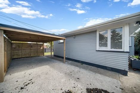 Photo of property in 7 Tarata Crescent, Mangere Bridge, Auckland, 2022