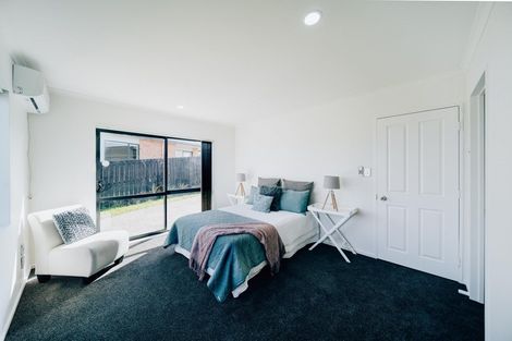 Photo of property in 4 Eloise Place, Clendon Park, Auckland, 2103