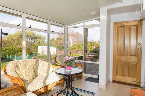 Photo of property in 30 Guy Street, Dannevirke, 4930