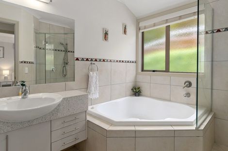 Photo of property in 1 Ladera Mews, Bethlehem, Tauranga, 3110