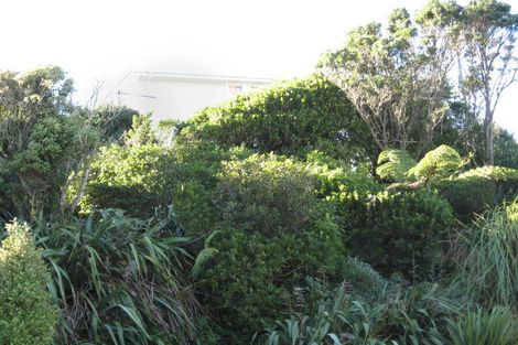 Photo of property in 69 Salford Street, Newlands, Wellington, 6037