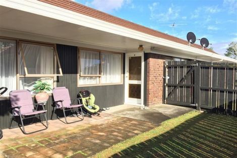 Photo of property in 2/34 Woolfield Road, Papatoetoe, Auckland, 2025