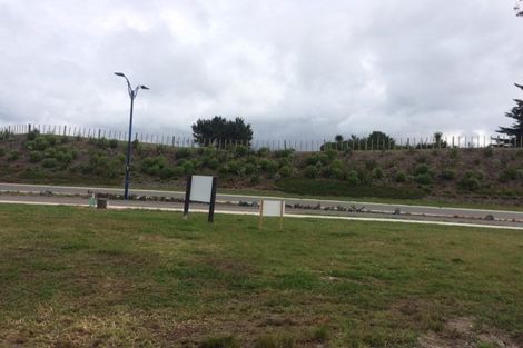 Photo of property in 41 Stace Hopper Drive, One Tree Point, 0118