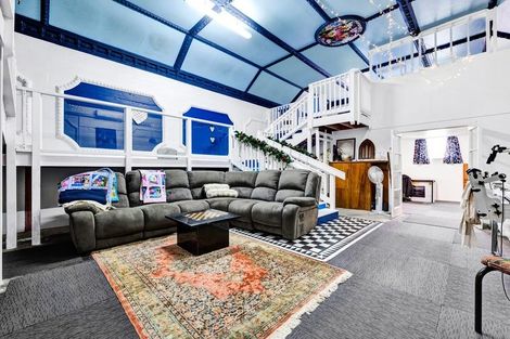 Photo of property in 20 Domett Street, Waitara, 4320