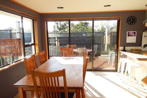 Photo of property in 11 Oban Street, Holmes Hill, Oamaru, 9401