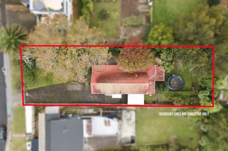 Photo of property in 4 Cyclarama Crescent, Massey, Auckland, 0614