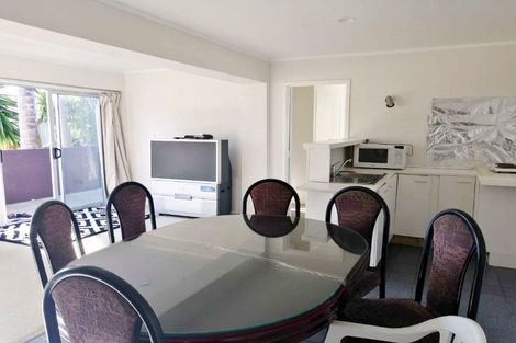 Photo of property in 1/30 Houston Place, Bayview, Auckland, 0629