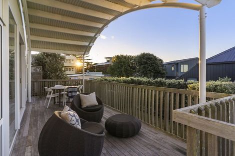 Photo of property in 5b Pacific View Road, Papamoa Beach, Papamoa, 3118