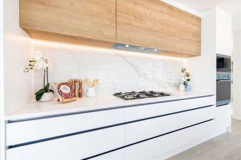 Photo of property in 100 Thomas Road, Flat Bush, Auckland, 2019