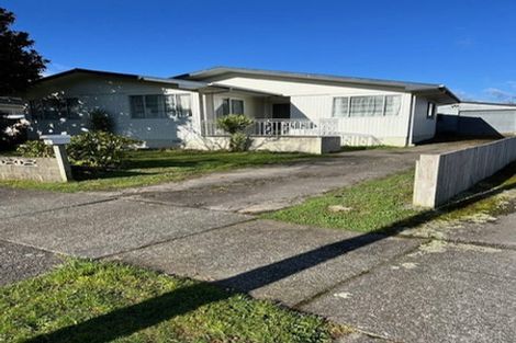 Photo of property in 28 Pasadena Crescent, Totara Park, Upper Hutt, 5018