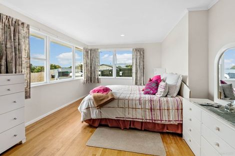 Photo of property in 286 Rangatira Road, Beach Haven, Auckland, 0626