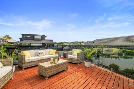 Photo of property in 2/38 Rothesay Bay Road, Rothesay Bay, Auckland, 0630