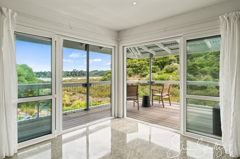 Photo of property in 1122 Whakapirau Road, Whakapirau, Maungaturoto, 0583