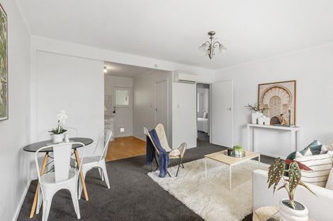 Photo of property in 1/153 Main Road, Tawa, Wellington, 5028