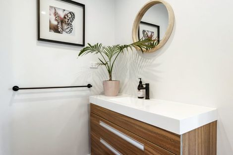 Photo of property in 8 Willow Avenue, Birkenhead, Auckland, 0626