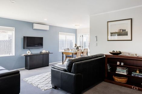Photo of property in 27 Balmacewen Place, Mount Maunganui, 3116