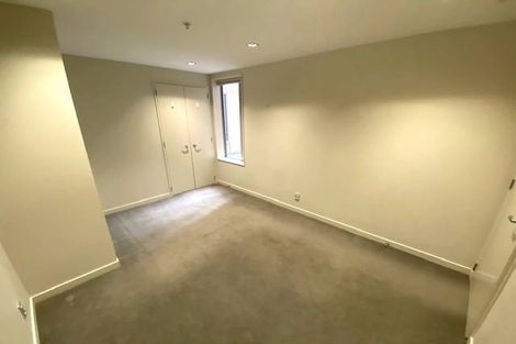 Photo of property in Piermont Apartments, 1a/82 Cable Street, Te Aro, Wellington, 6011