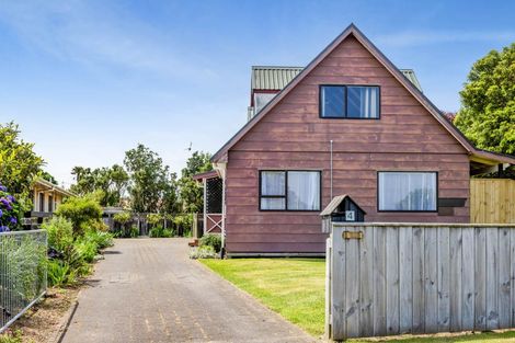 Photo of property in 4 Ponderosa Place, Opunake, 4616