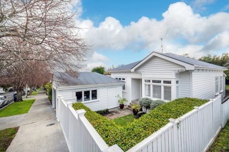 Photo of property in 5 Sentinel Road, Herne Bay, Auckland, 1011