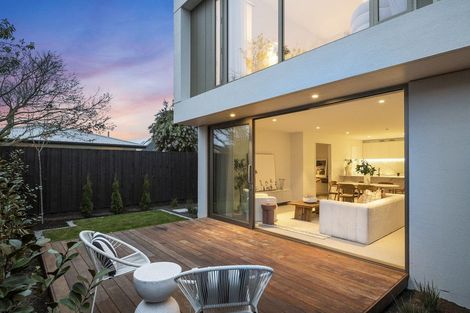 Photo of property in 4/22 Clissold Street, Merivale, Christchurch, 8014