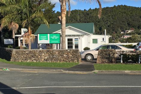 Photo of property in 1 Williams Grove, Melling, Lower Hutt, 5010