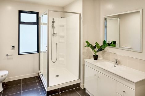 Photo of property in 13 Postgate Drive, Whitby, Porirua, 5024