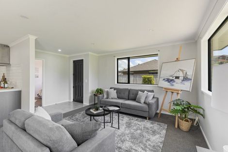 Photo of property in 37 Cyrus Street, Whalers Gate, New Plymouth, 4310