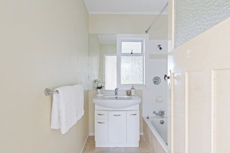 Photo of property in 20 Princes Street, Fitzroy, New Plymouth, 4312