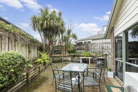 Photo of property in 25 Ashley Street, St Andrews, Hamilton, 3200